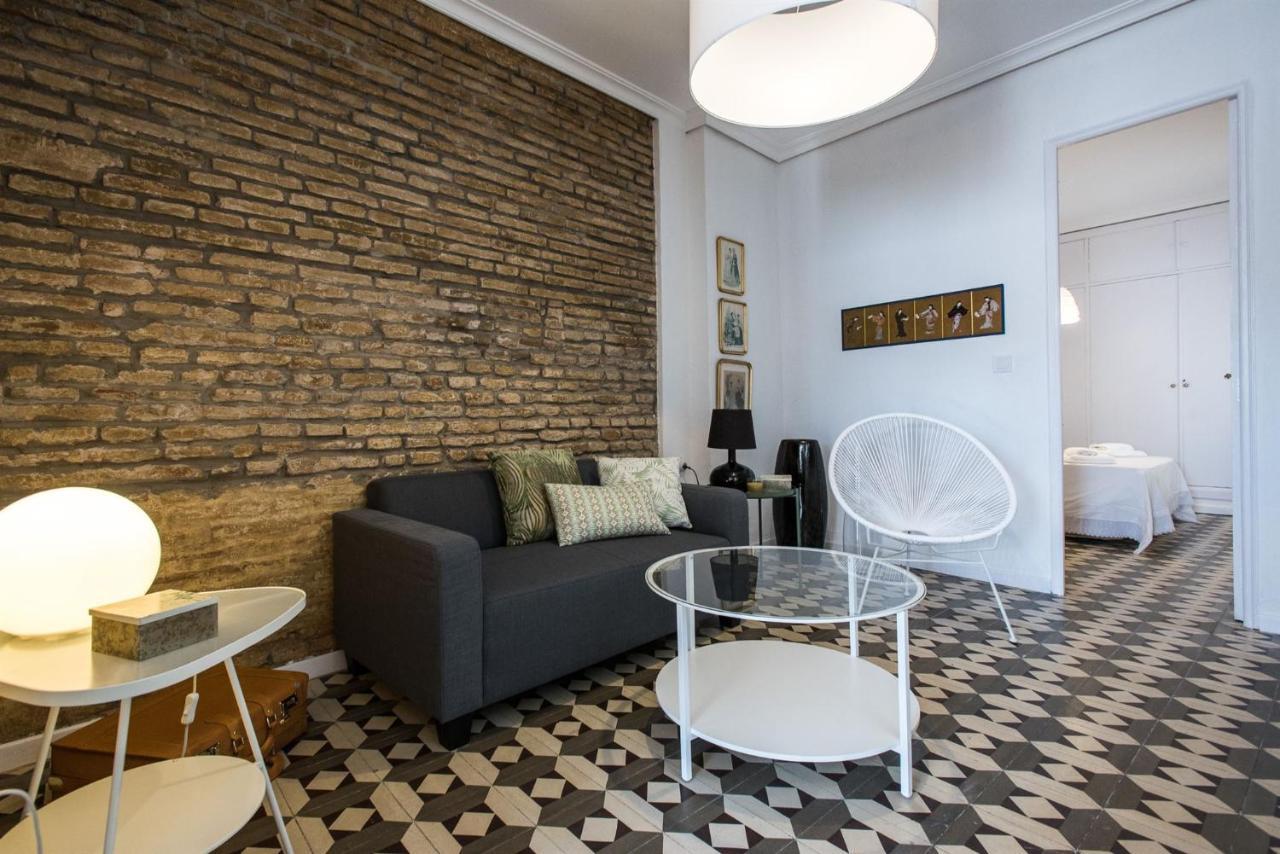 Alhondiga Suite Apartment With Terrace Sevilla Exteriör bild